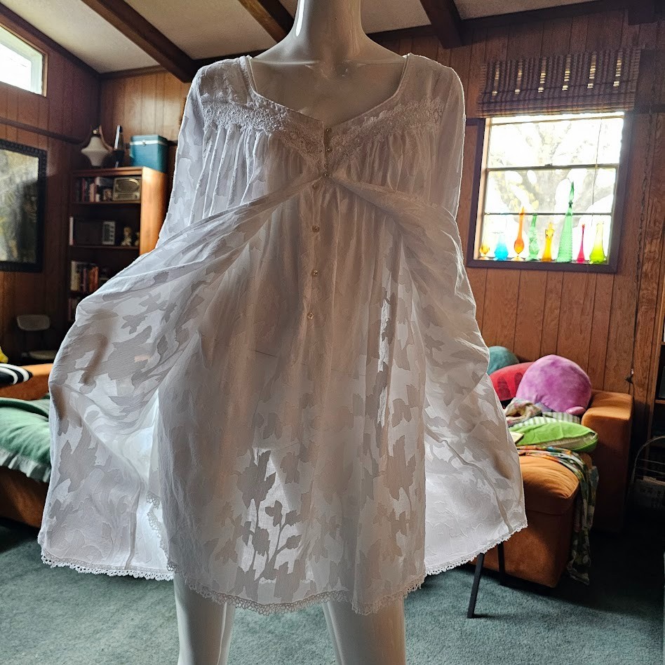 Vintage 90s White Lawn Cotton Queen Annes lace Peignoir Babydoll w/ Robe M/L/XL