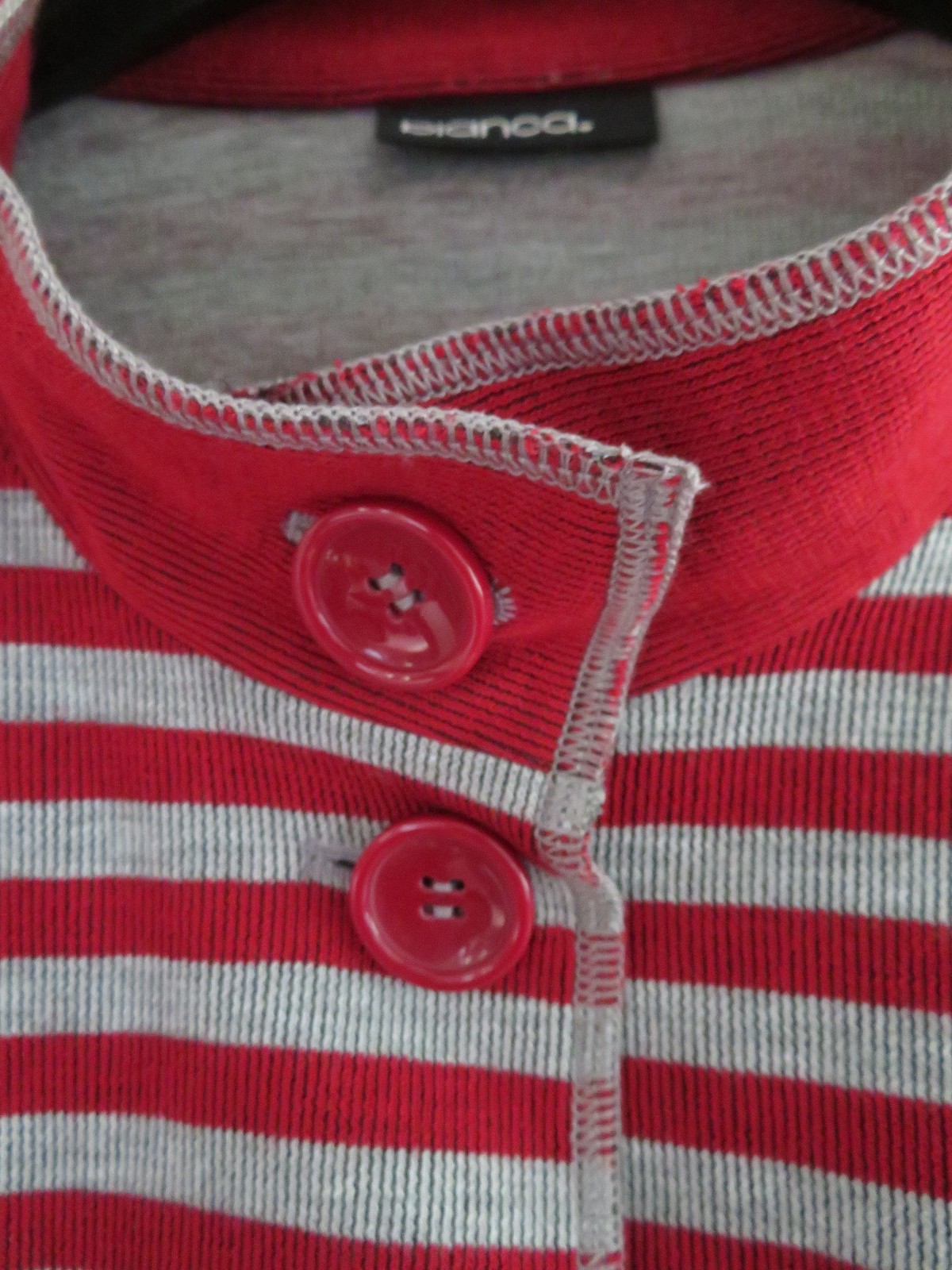 BIANCA UNWORN KNIT BLAZER RED GREY STRIPE SIZE 42 44 S. MEASUREMENTS MINT