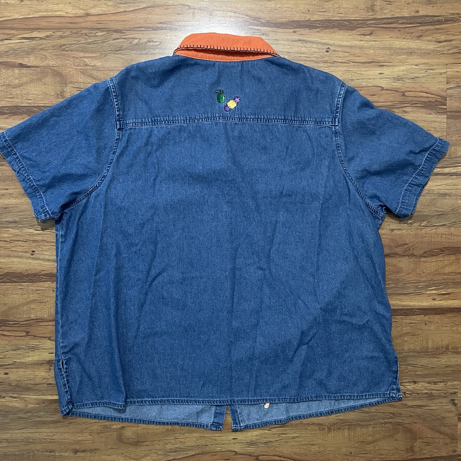 White Stag Plus Halloween Denim Shirt Womens 26W 28W Button Up Embroidered Fall
