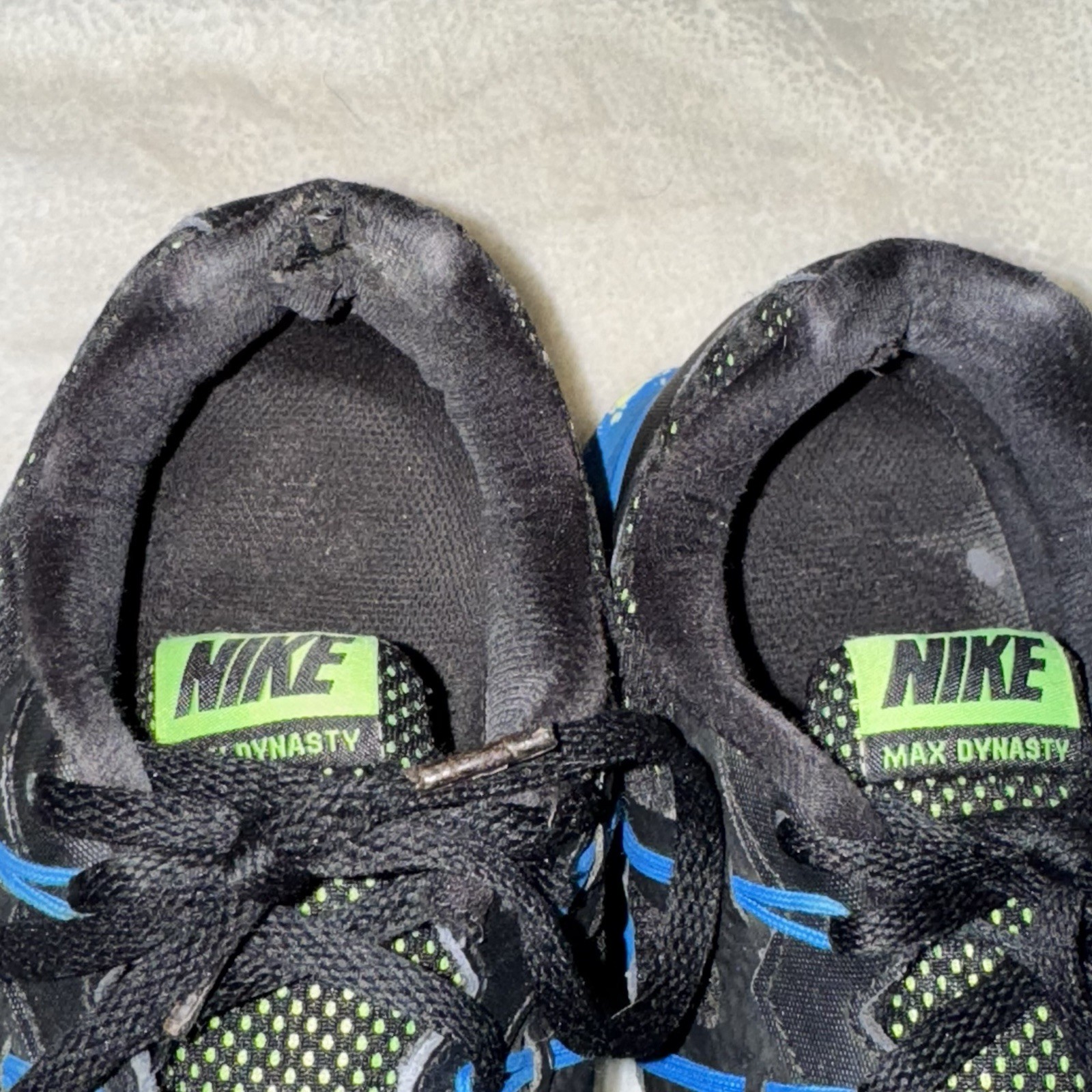 NIKE Air Max Dynasty Premium Sneakers Men’s 11.5 Black Blue Green 829711-007
