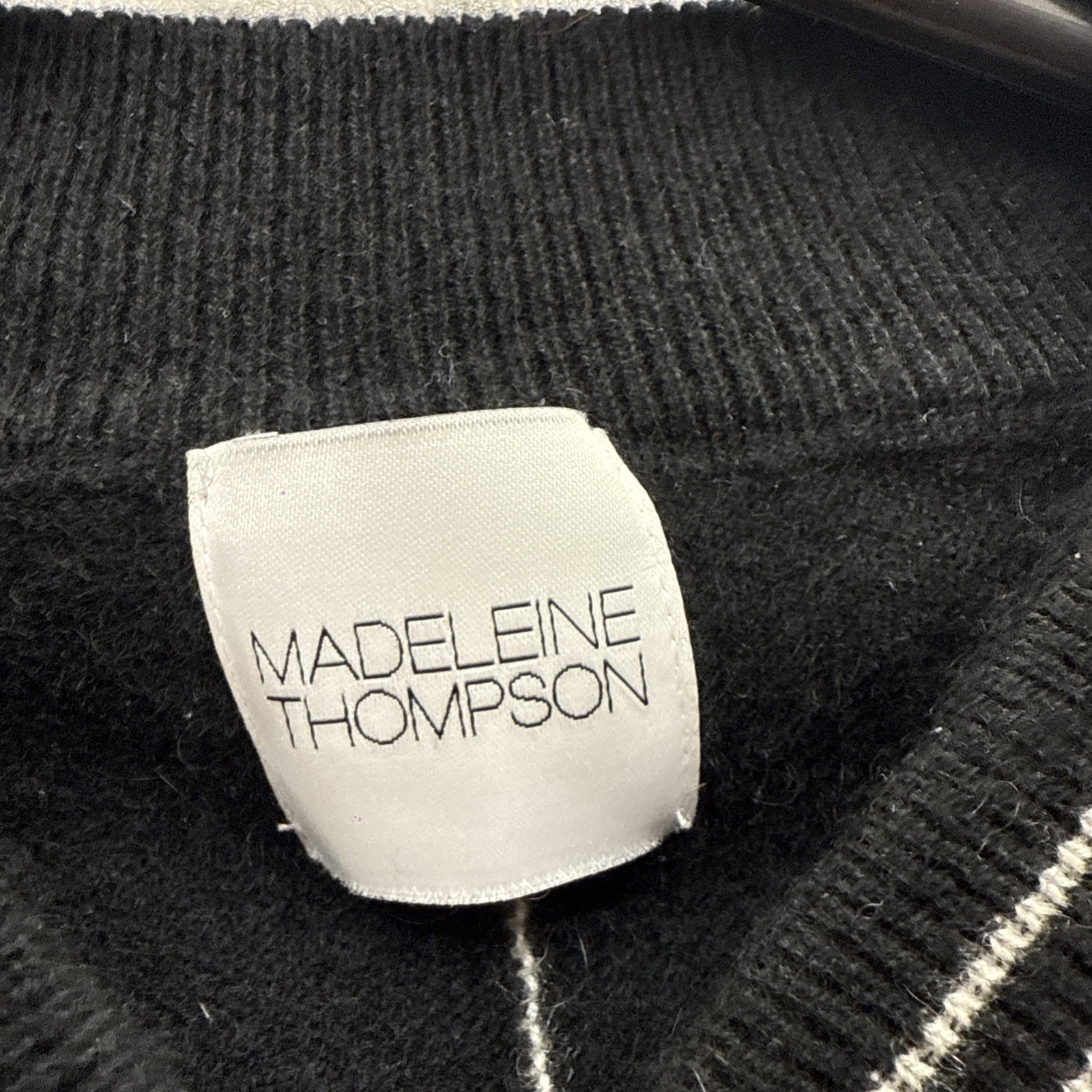 Madeleine Thompson Black & White Pattern Cashmere Jacket & Trousers Size Medium