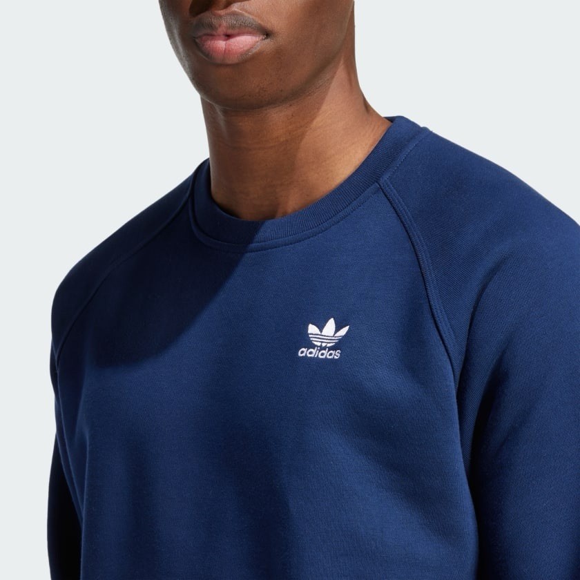 adidas Originals Navy Blue Fleece Crewneck Sweatshirt Men’s M Logo IY4929