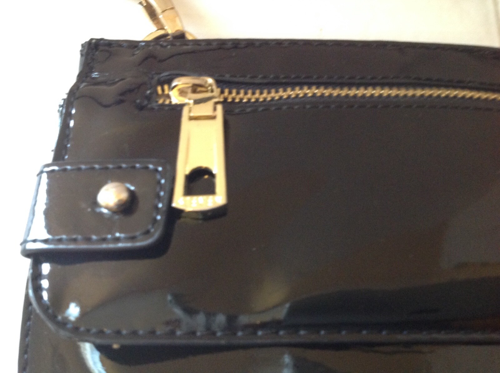 Steve Madden PU Synthetic Leather Crossbody Bag Shoulder Purse Shinny Black