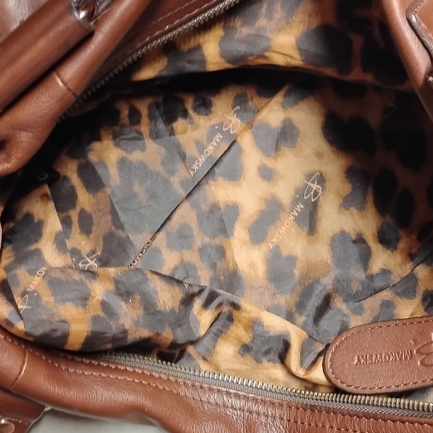 B. Makowsky Large Brown Pebbled Satchel, Leopard Lined, Zip, Detach Strap