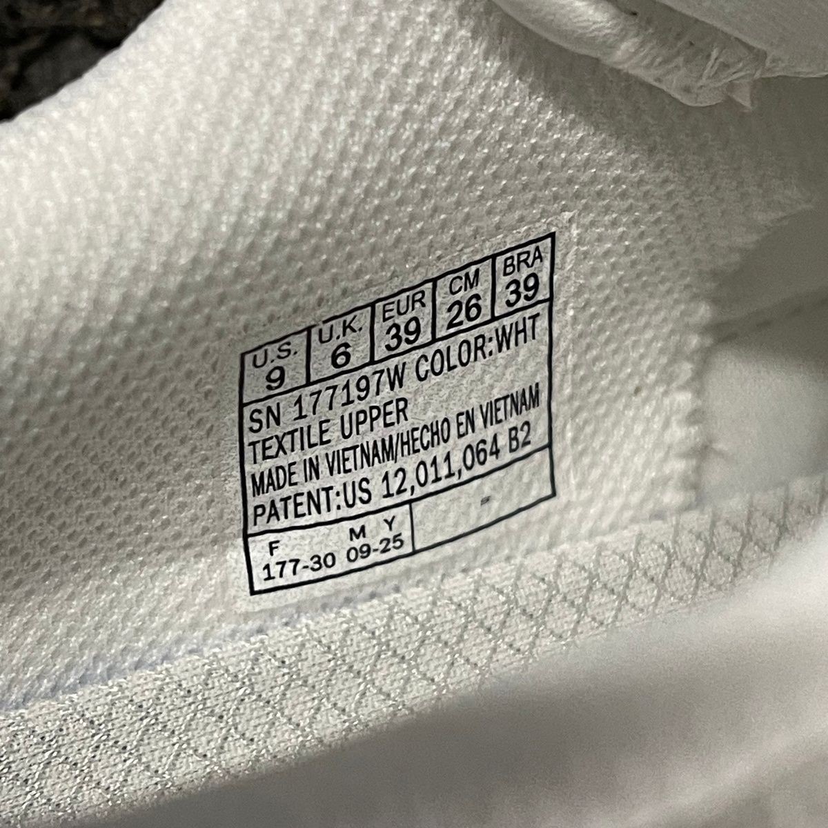 SKECHERS Arch Fit Arcade See Ya There Women’s Size 9 White 177197W