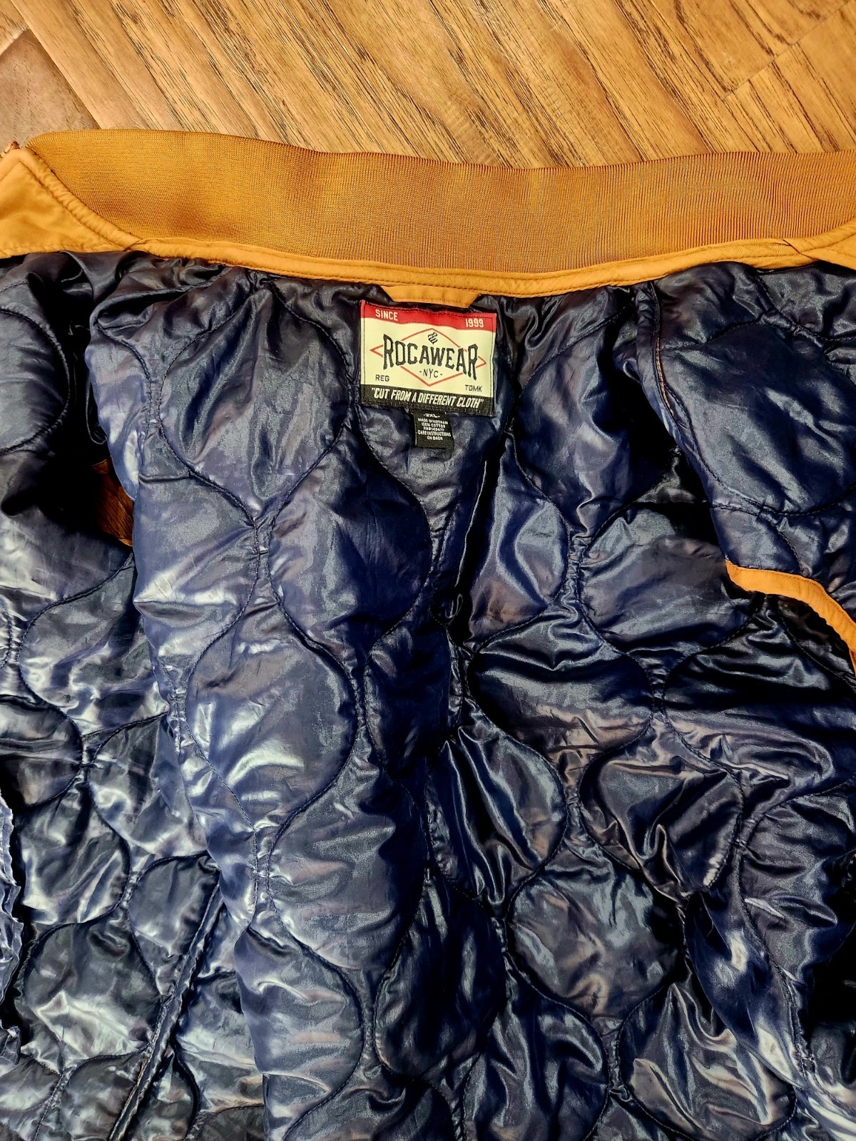 Rocawear Men’s Quilted Zip Lined Vest Stand-Up Collar Brown/Blue 2XL