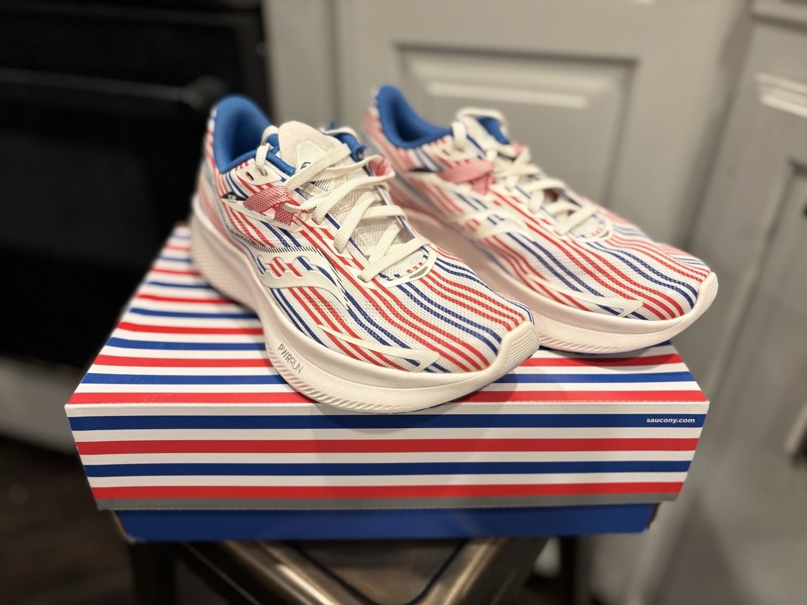 Saucony Ride 15 Banner Women’s Athletic Casual Running Shoes Size 7