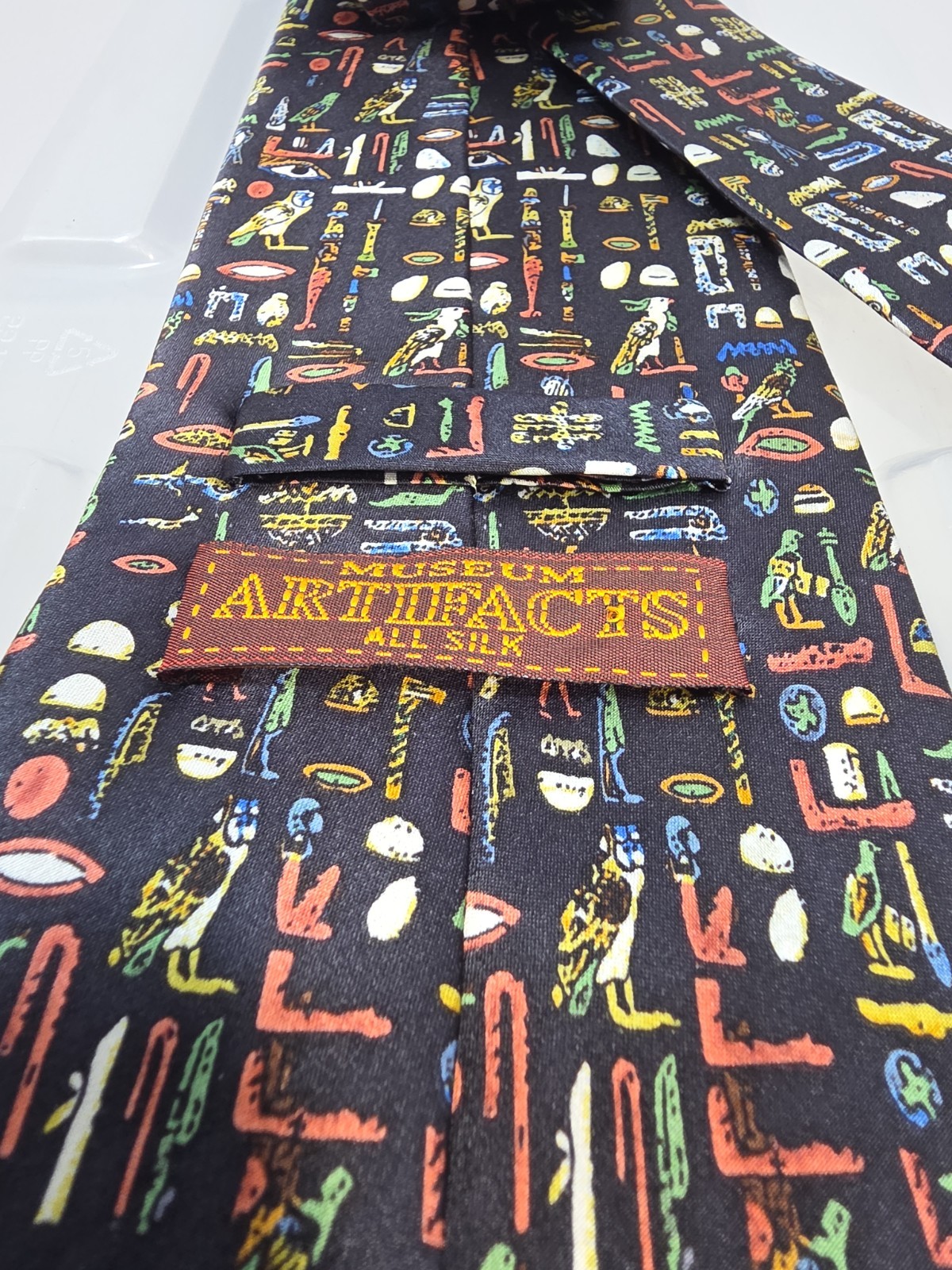 Museum Artifacts Egyptian Hieroglyphics Silk Tie 57″