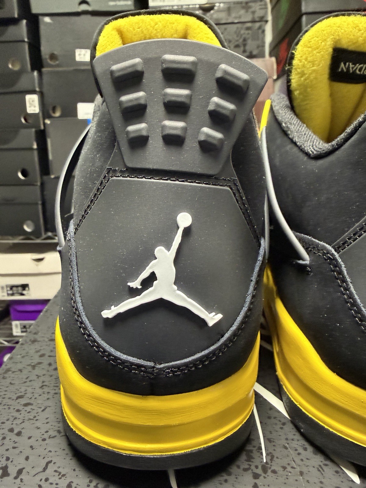 Nike Air Jordan 4 RETRO DH6927 017 BLACK YELLOW WHITE MENS Size 13 BRAND NEW