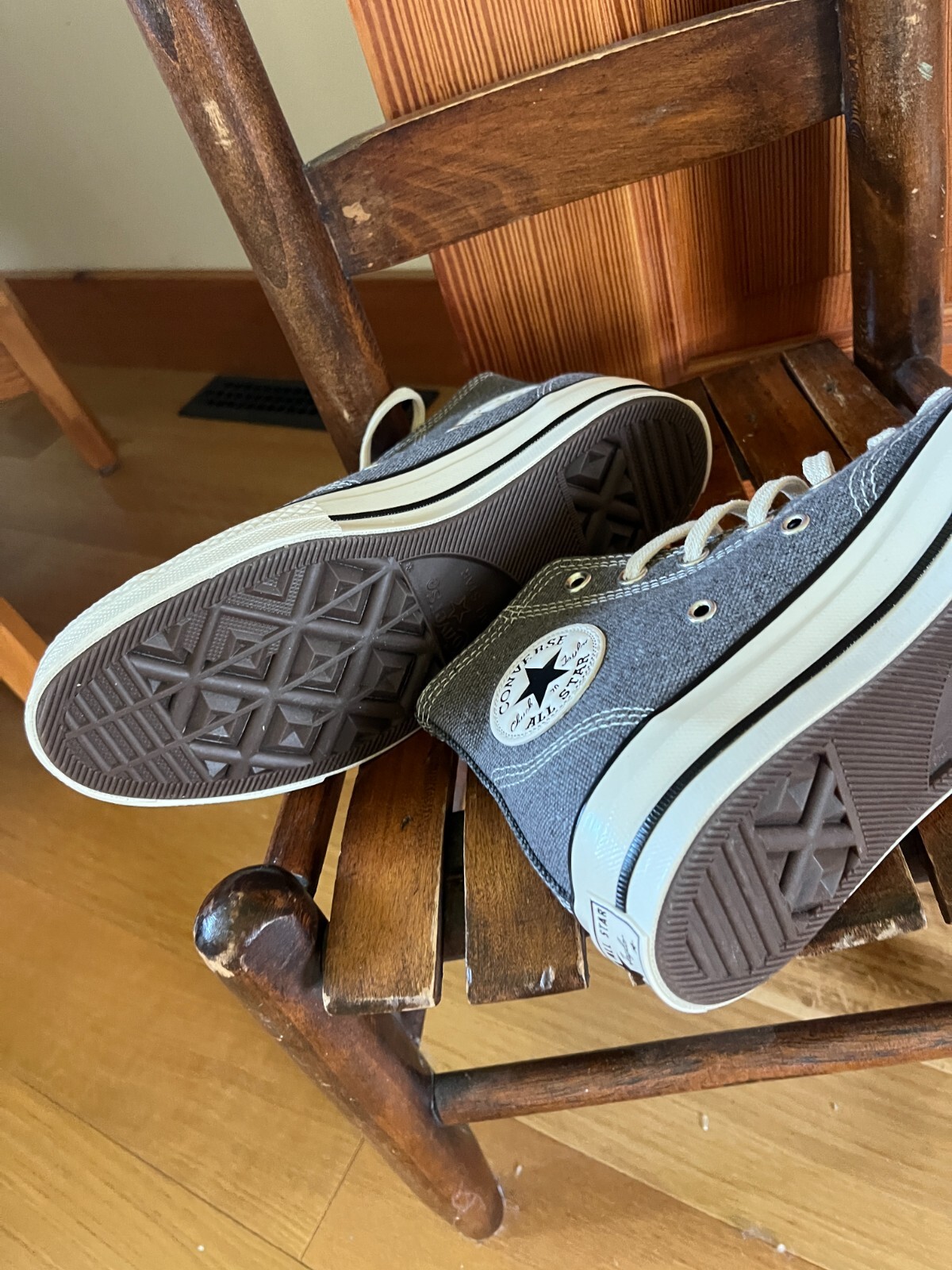 Chuck Taylor Converse Gray Blue Denim w Cream High Top Tennis Shoes Women’s Size