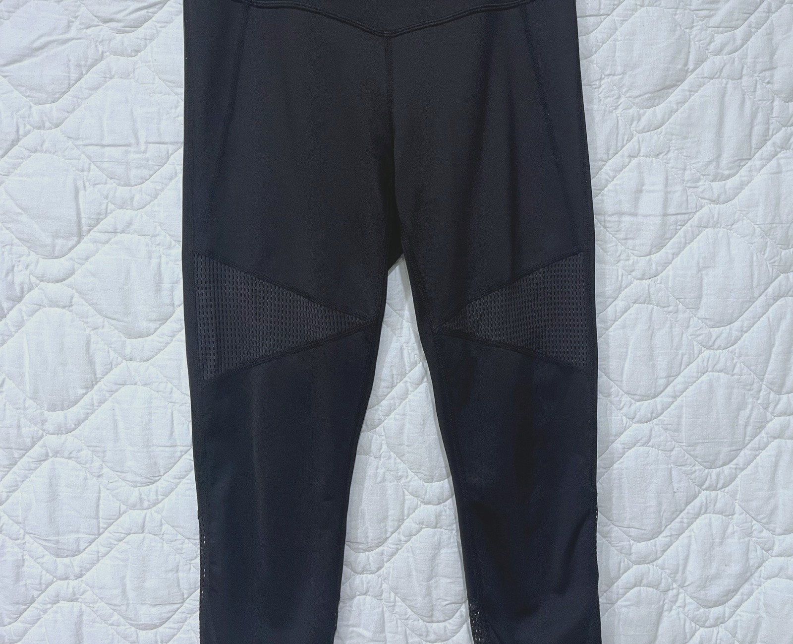 Z by Zella – Black Mesh Vent Leggings – Activewear Athleisure – Women’s Small