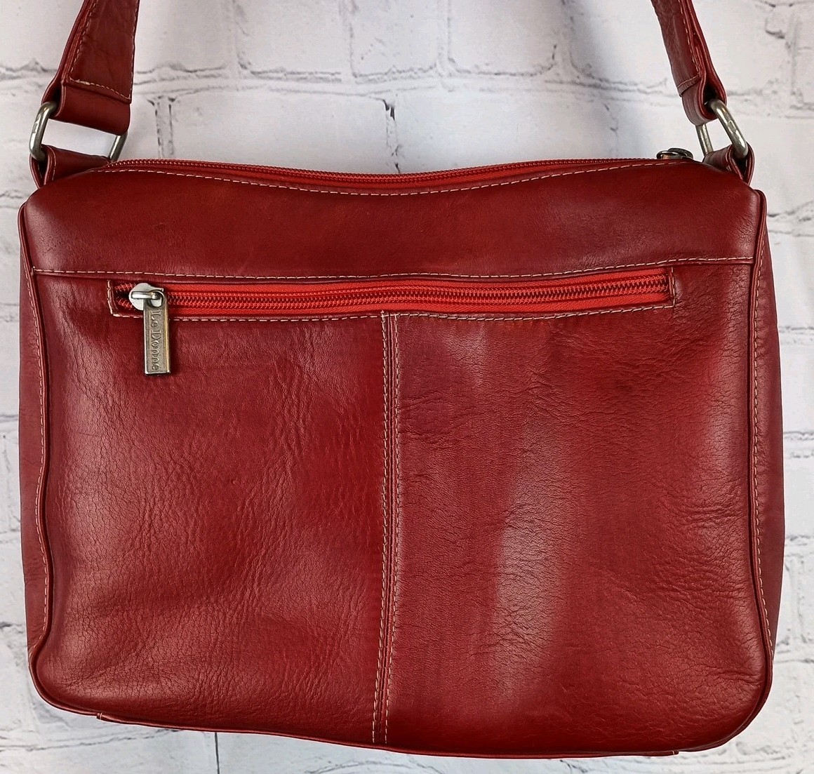 Le Donne Red Leather Shoulder Bag Purse