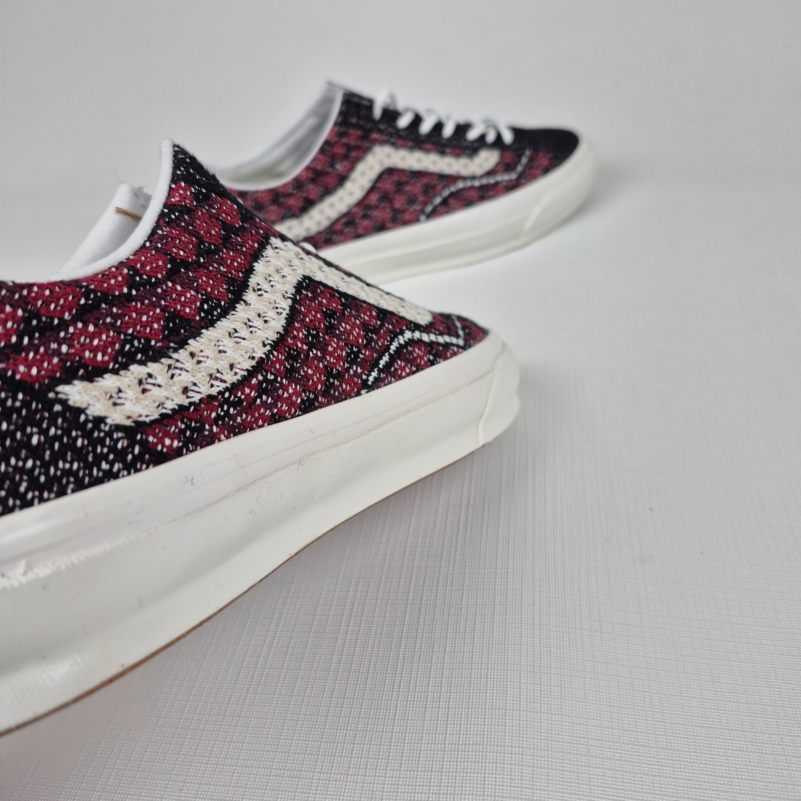 VANS LX Old Skool 36EK Geo Check Bordeaux Red MEN’S Size 9 – WMN’S 10.5 Premium