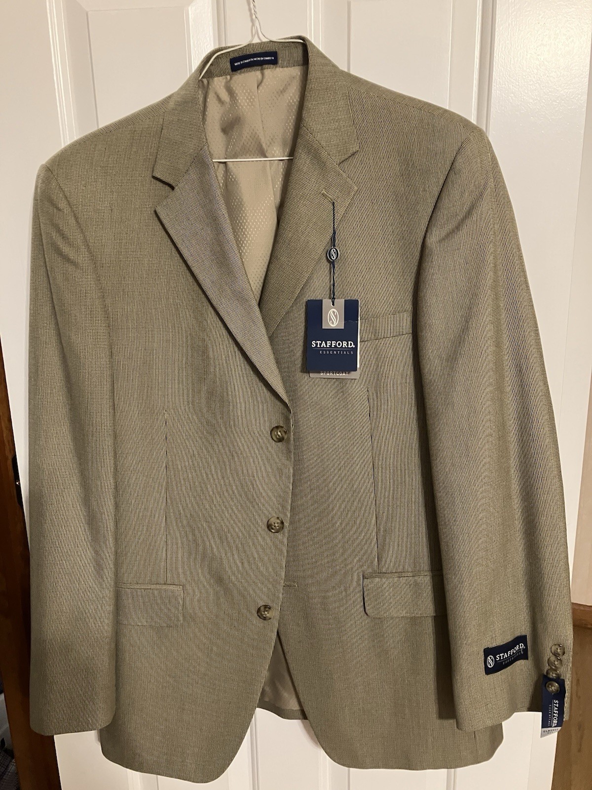 Stafford Men’s 42 L Polyester &Rayon Light Brown Sport Coat NWT
