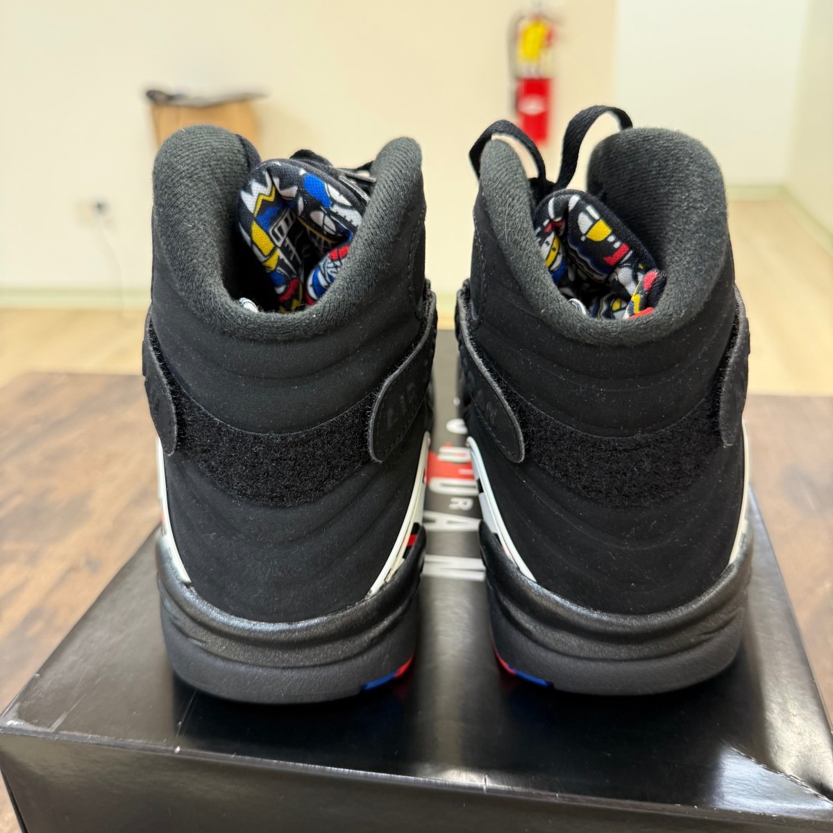 Jordan 8 Retro Playoffs (2023) (Pre-Owned) – 305381-062-8.5-PO-5 Size 8.5