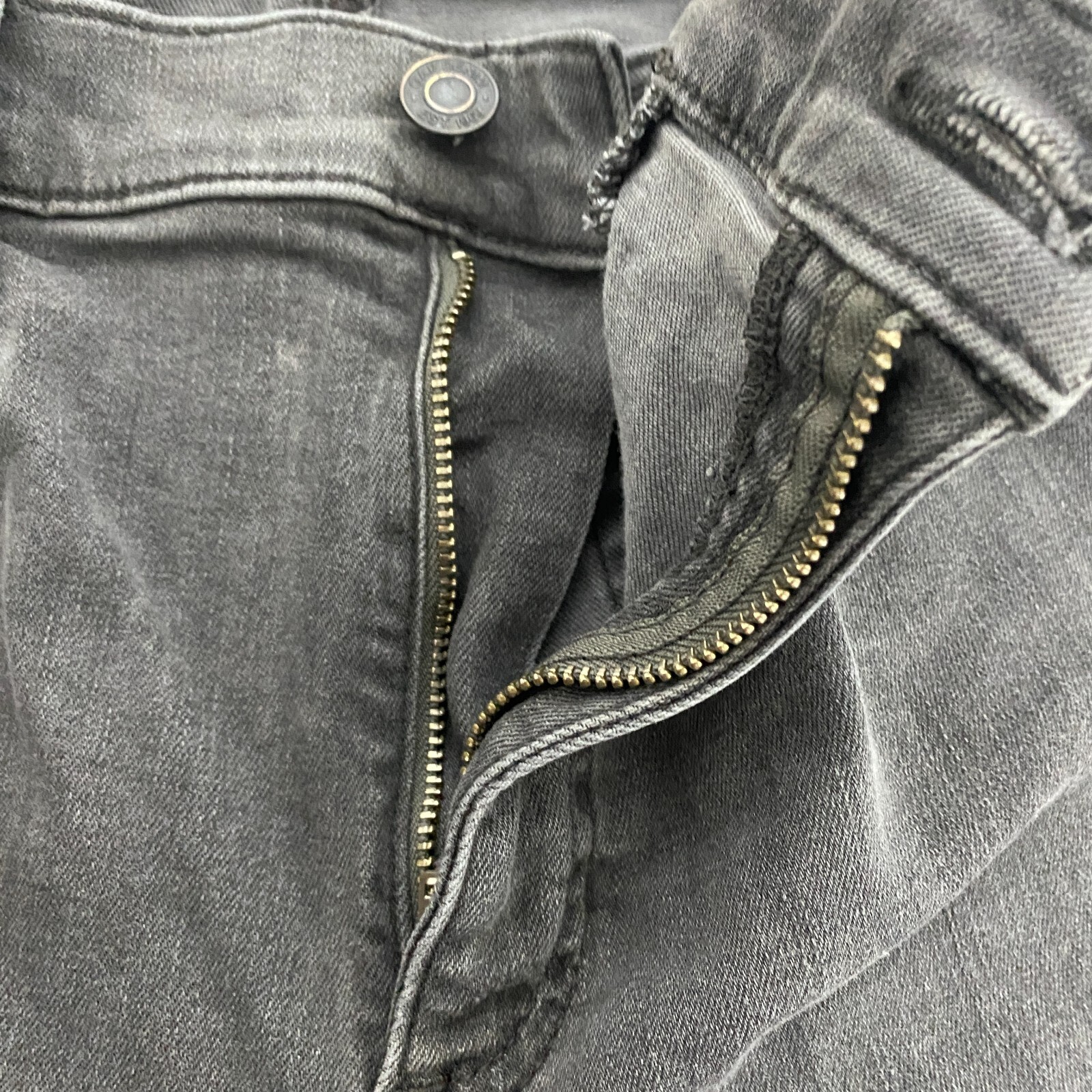 GAP Jeans Womens 32 Gray Resolution True Skinny Stretch Distressed High Rise