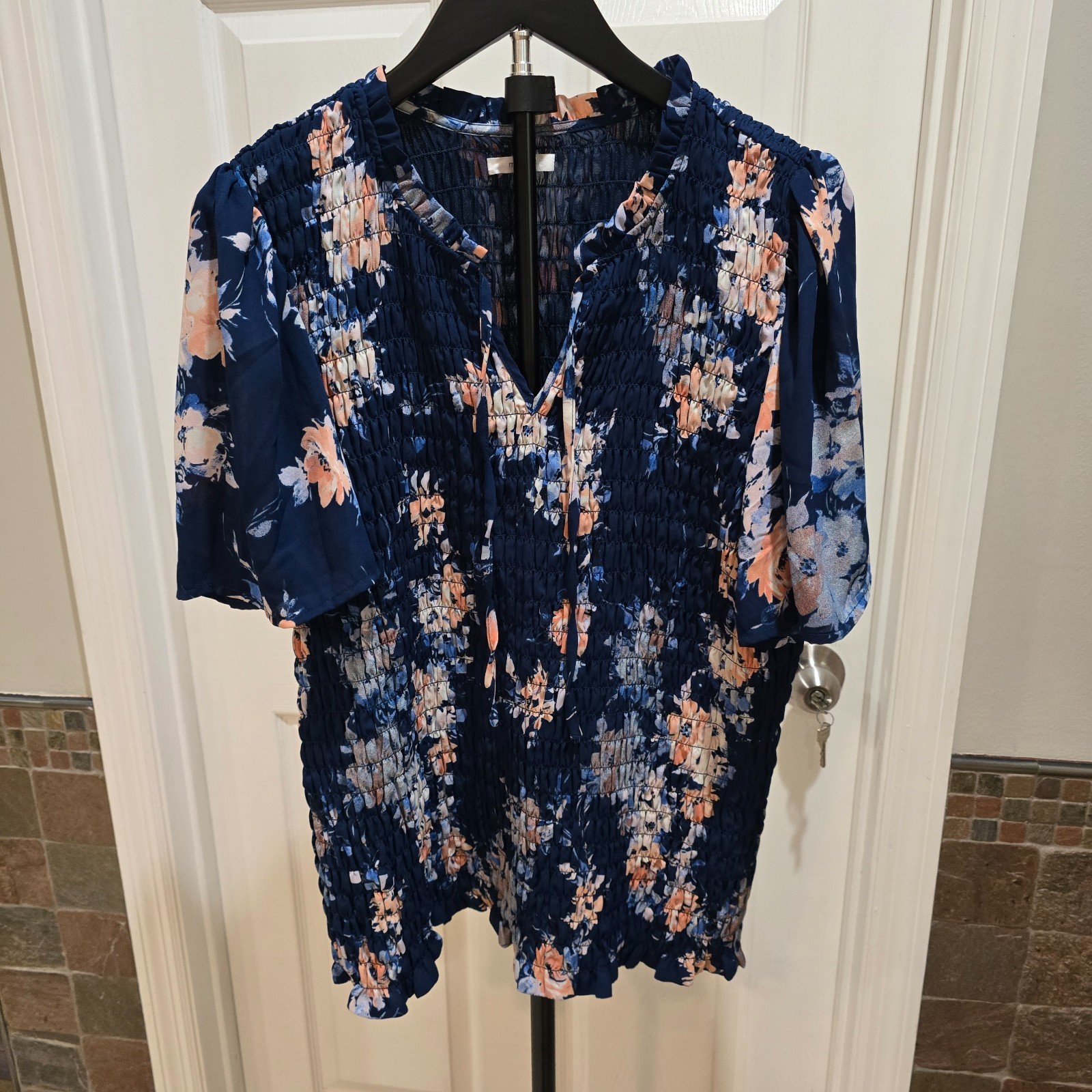 Maurices Blue Floral Print Print Short Sleeve Smocked Top Women’s Plus 1X
