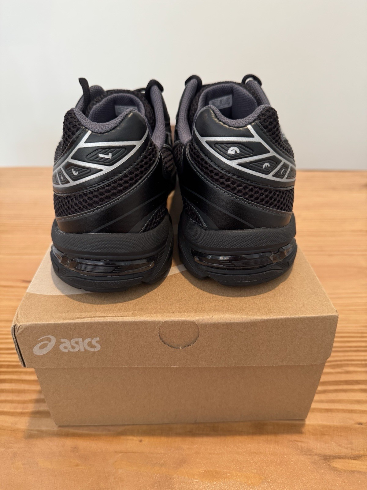 Size 11.5 – ASICS Gel 1130 Black Pure Silver