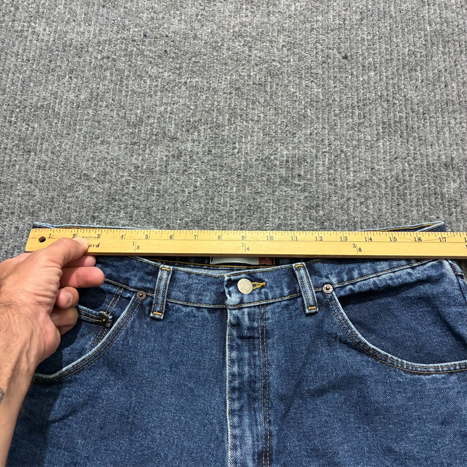 Genuine Wrangler Mens Jeans Size 36×32 Blue Denim Regular Fit Cotton Vintage