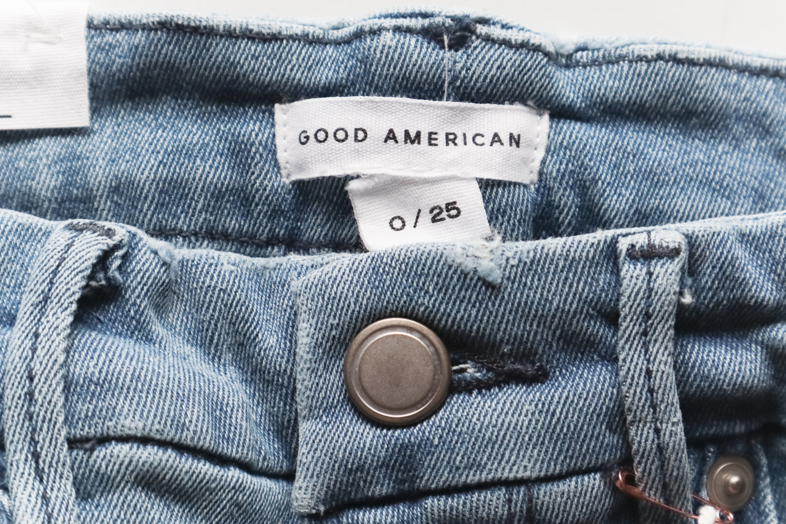 Good American GOOD LEGS STRAIGHT JEANS GSPFH941T BLUE449 Size 0/25 Inseam 27.5″