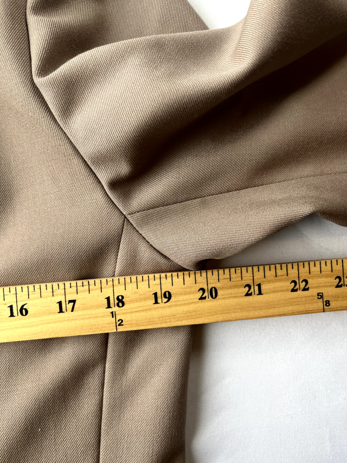 Pendleton Blazer Women’s Size 14 Petite Beige 100% Virgin Wool Dressy Career