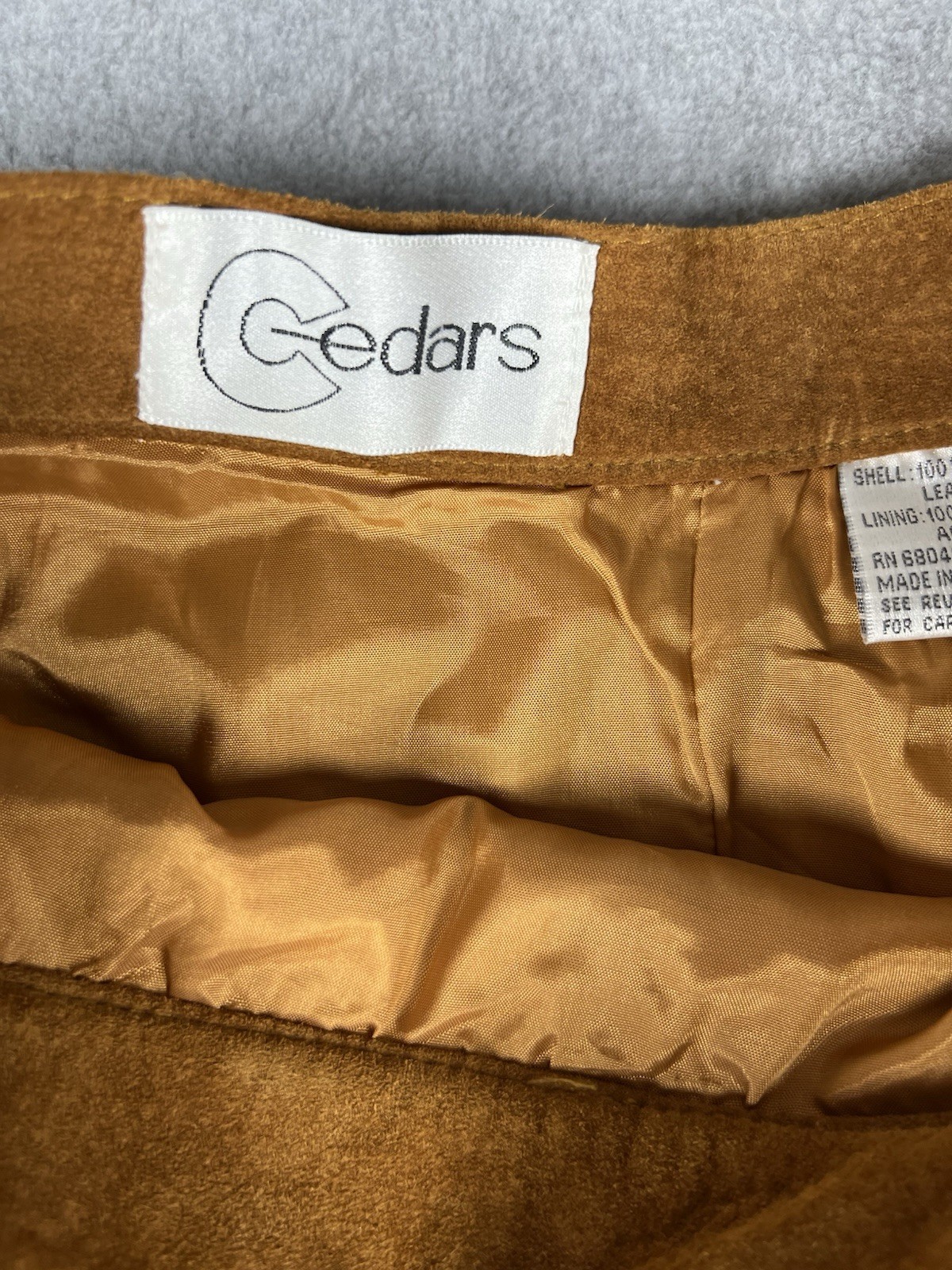 Cedars Vintage 100% Suede Leather Fringed Skirt in Gorgeous Brown 26.5” Waist