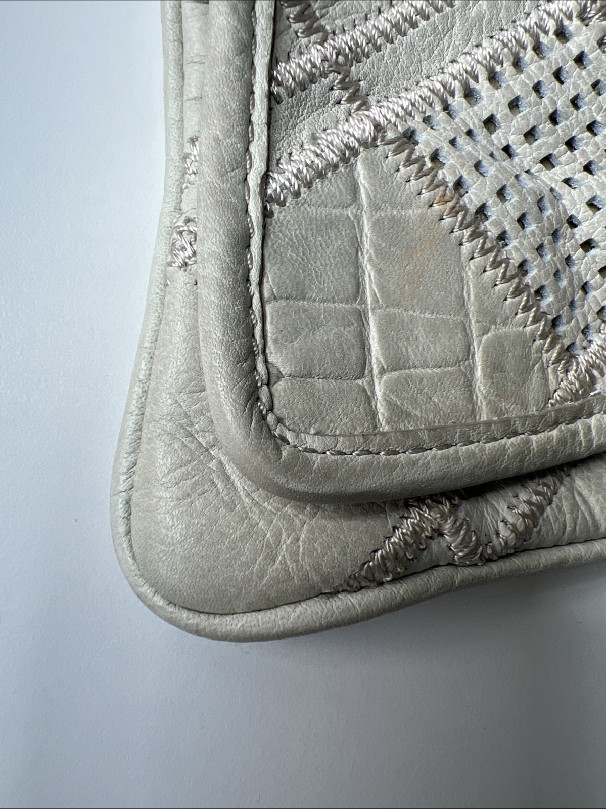 Makowsky Gray Leather Shoulder Bag Perforated Patchwork Silver Hardware Purse