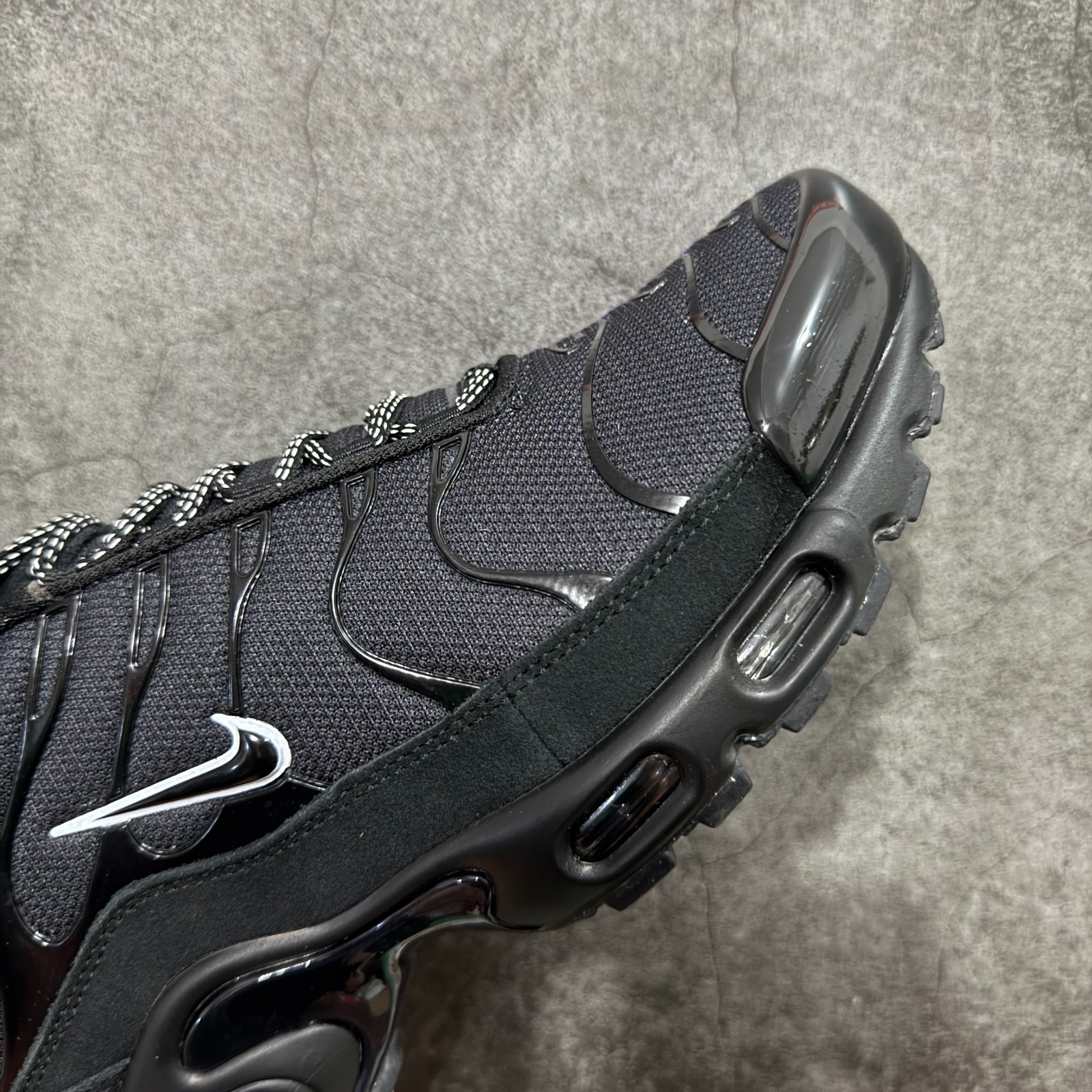 Nike Air Max Plus TN ‘Unity’ Men Sneakers