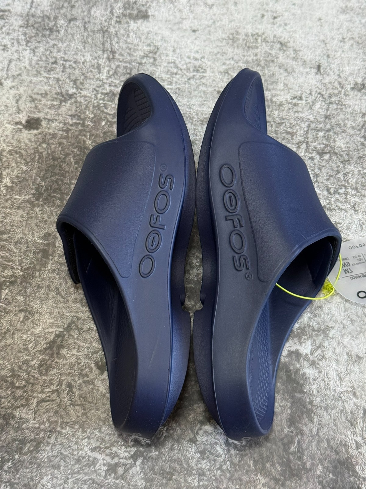 OOFOS OOahh Sport Flex Slide Navy size US M7 W9 EU40