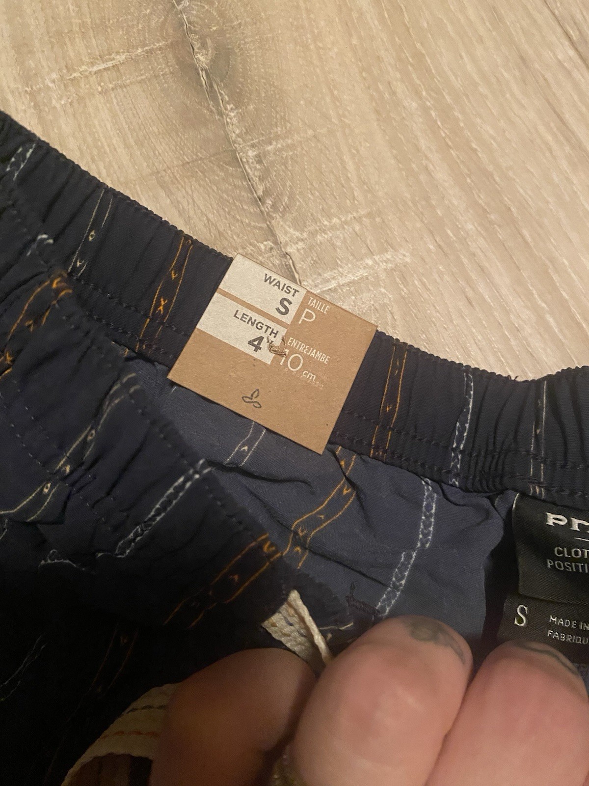 NWT Prana Indio Heritage Short Men’s Small Stormy Night Blue Striped 4in Inseam