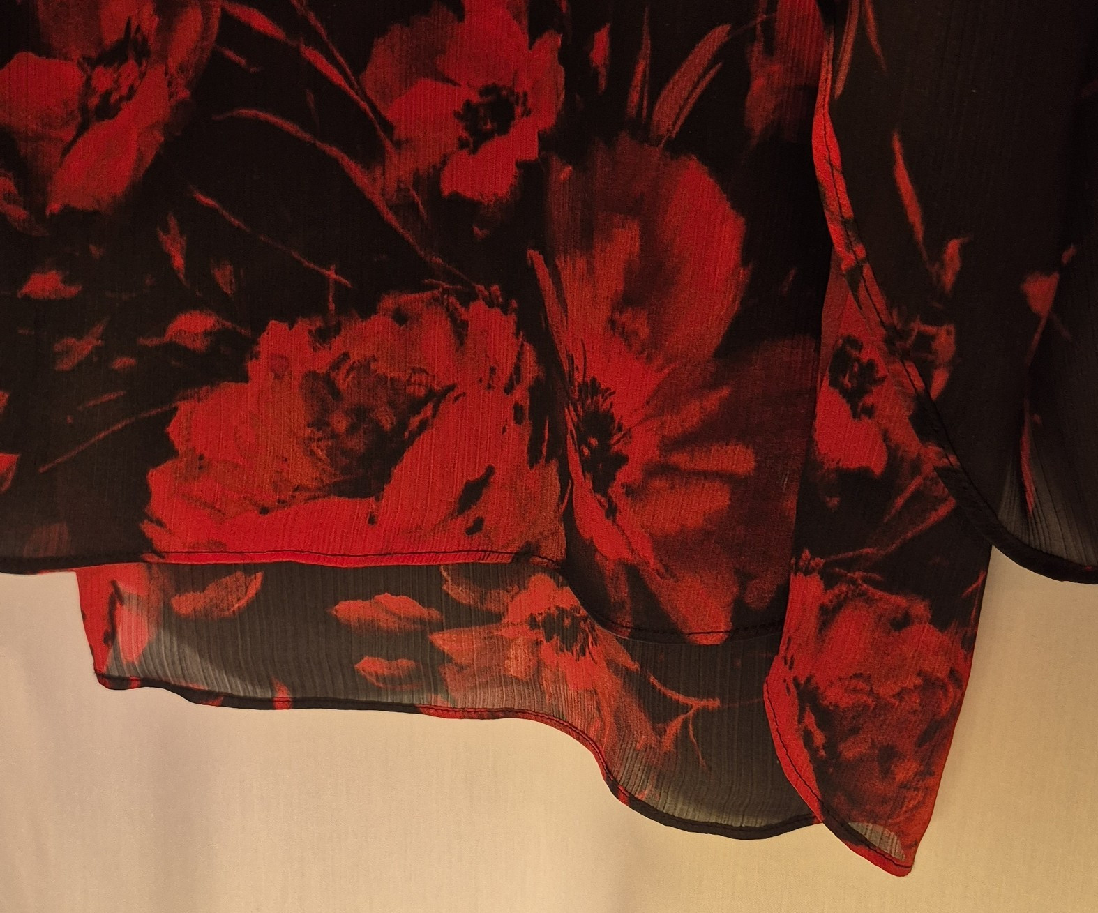 ALYX Womens Large Black Red Floral Semi Sheer Crinkle Blouse Bell Sleeve Top