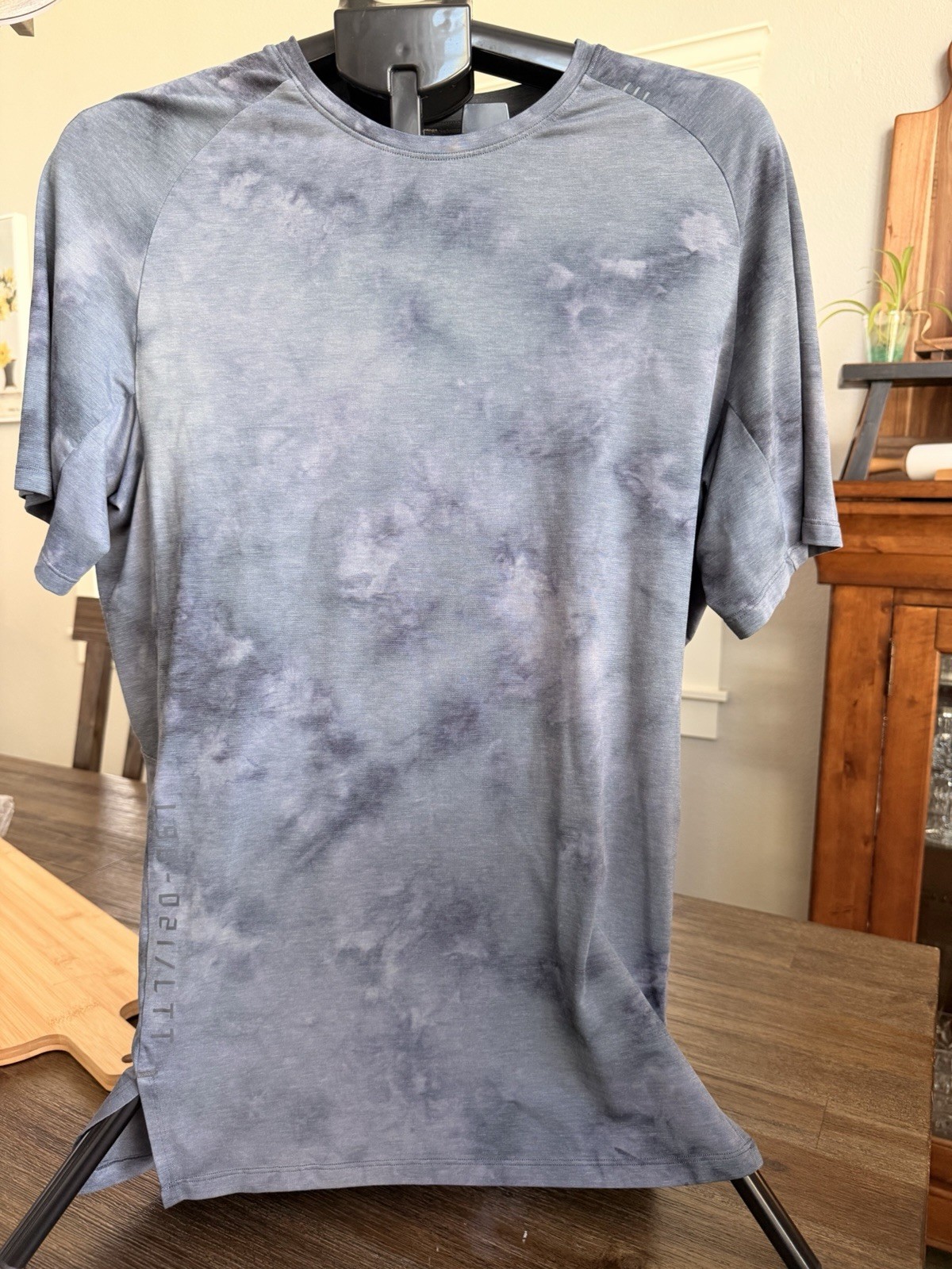 Lululemon Metal Vent Tech 2.0 Short Sleeve Shirt Men’s Tie Dye Size L