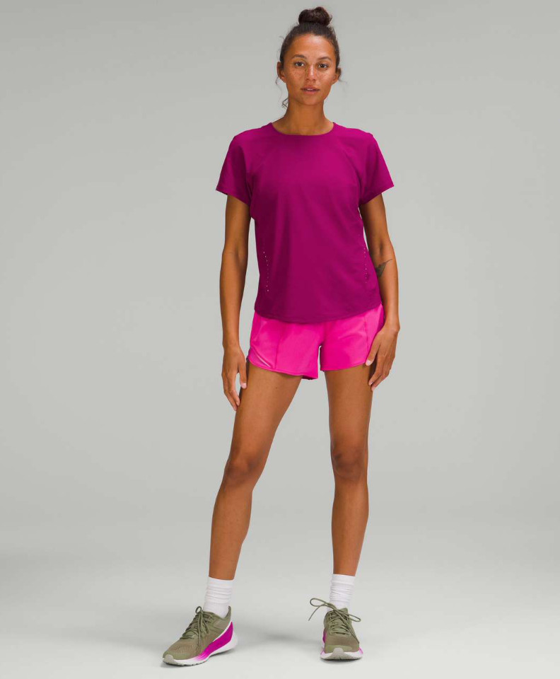 Lululemon Lightweight Stretch Running Short Sleeve Shirt Women 6 Magenta LW3FFZS