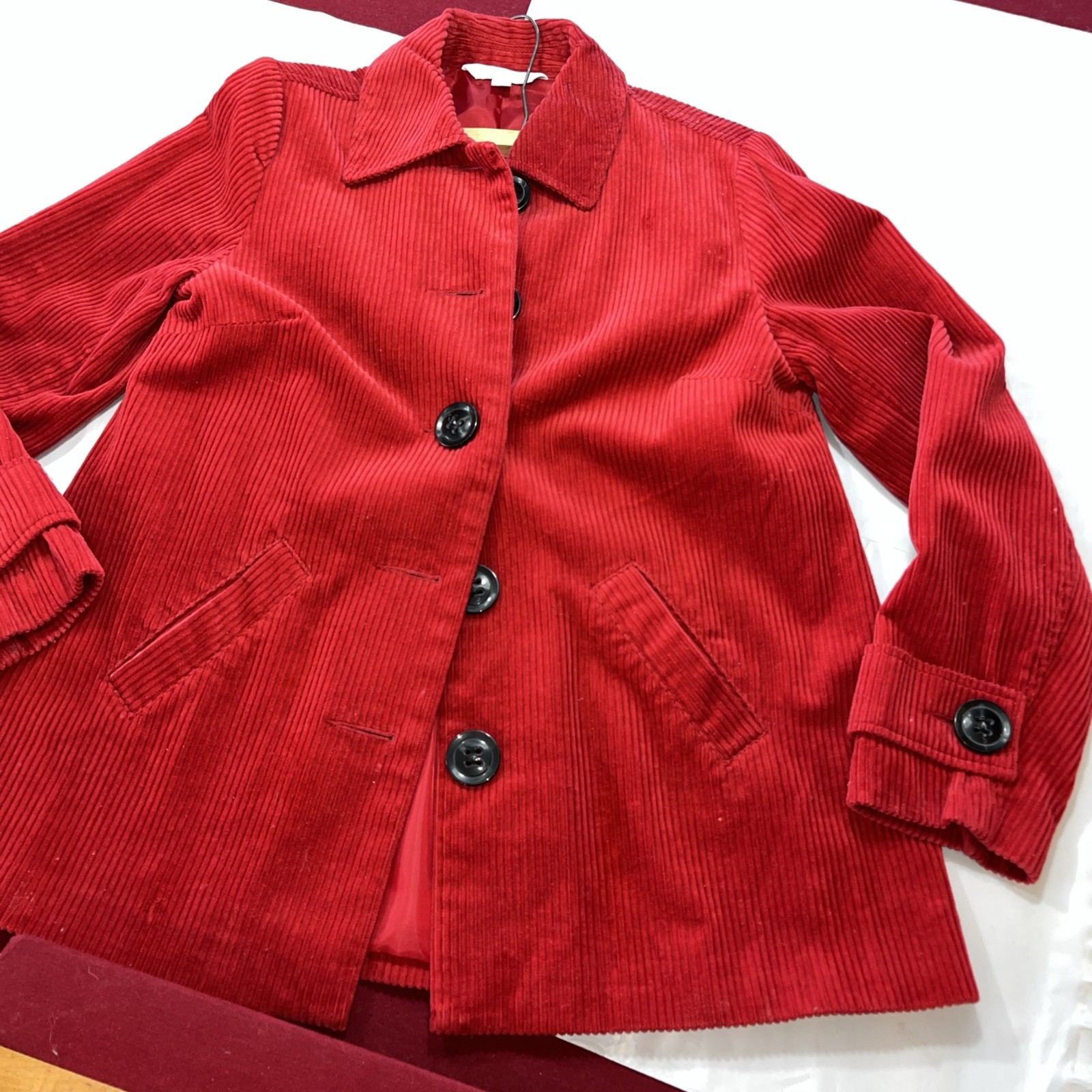 RED Corduroy JACKET Button Front Collared Button Strap Cuffs Womens S Relativity