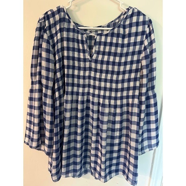 Floral & Ivy Blue Gingham Smocked Bell Sleeve Blouse Medium T27928157BL