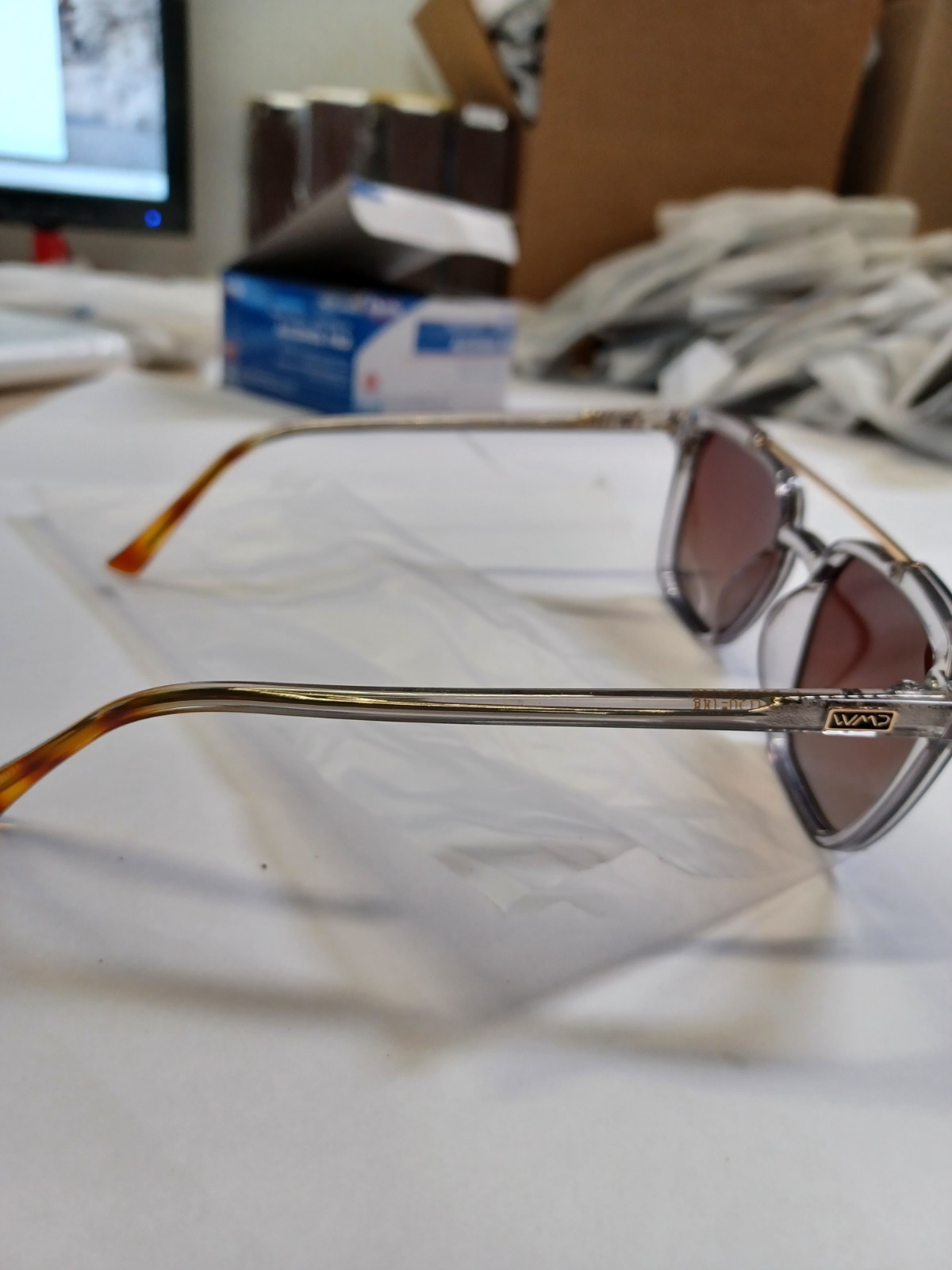 WMP Connor Crystal Ice Grey / Brown Gradient Lens 53-20-148 Sunglasses