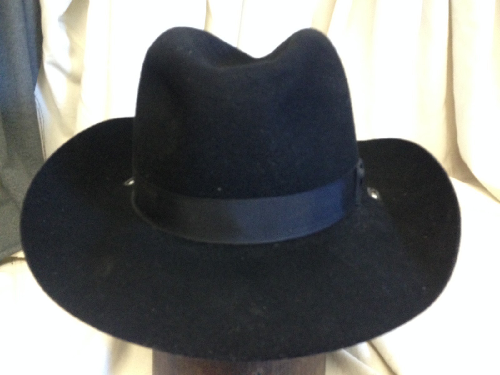 Vintage Stetson Black Wool Felt Center Dent Fedora Cowboy Western Hat 7 1/2