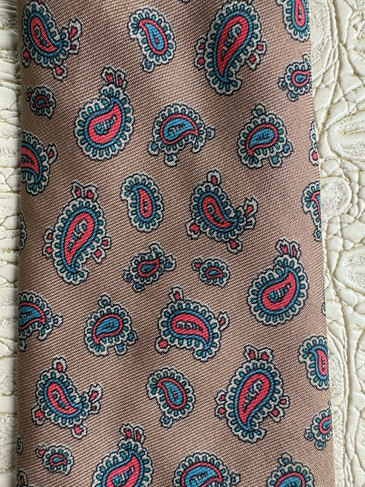 VTG Mark Pendleton Necktie Silk Paisley Taupe Multicolor Made In Italy 3.25 X 58