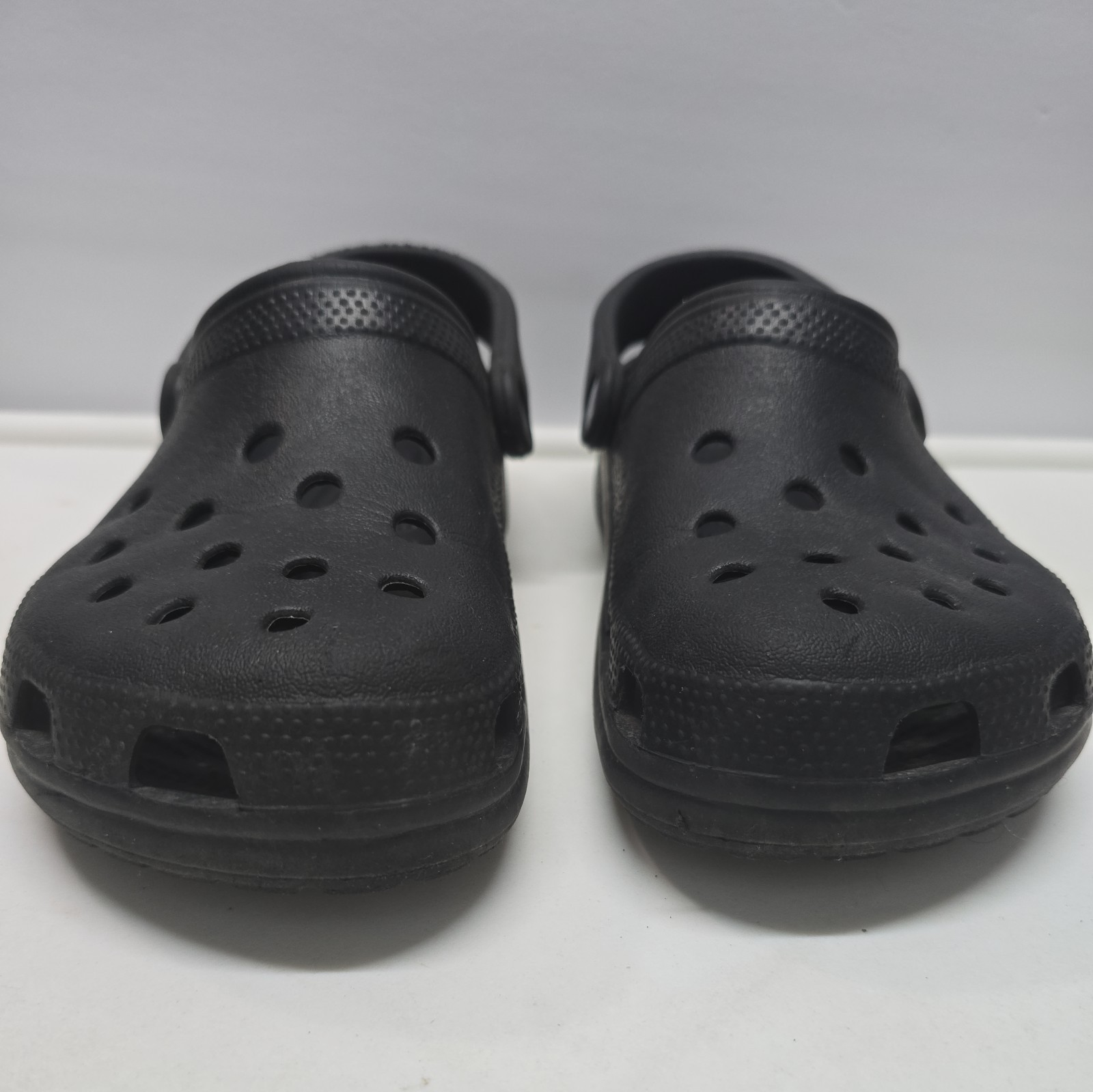 Crocs Unisex Adult Classic Clogs Slip On Shoe Ultra Light Water Size M5/W7