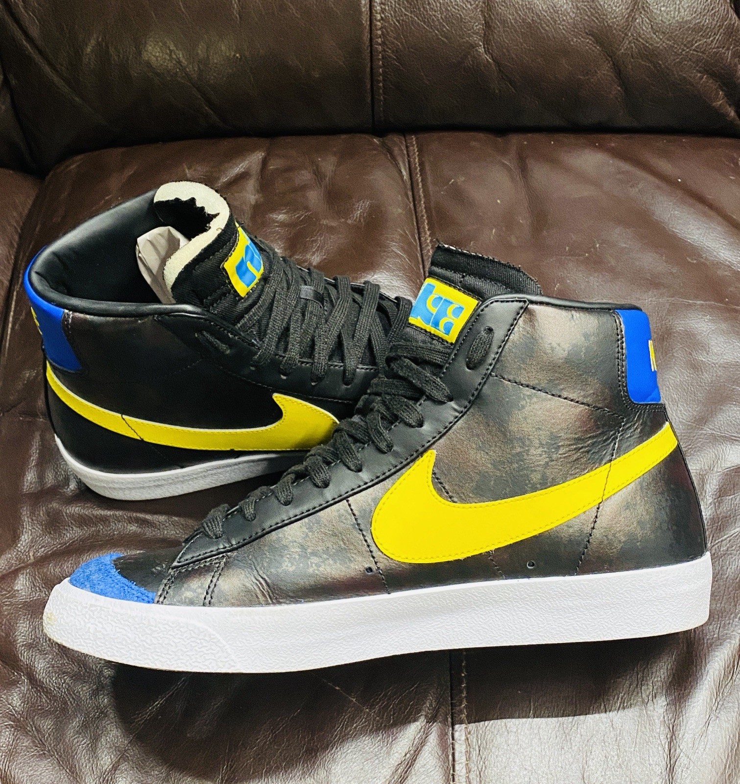 Nike Blazer Mid ’77 VNTG Sisterhood Black Yellow Royal Men’s Size 11 w/ Box