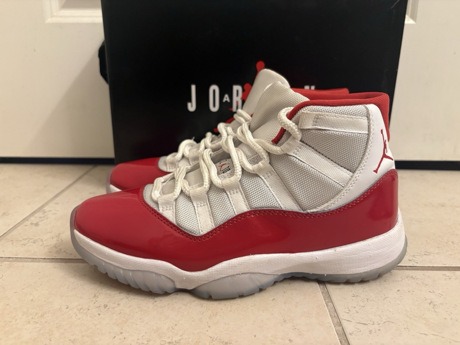 Jordan Air Jordan 11 Retro Men’s Mid Top Colorblock Red/White Sneakers 378037