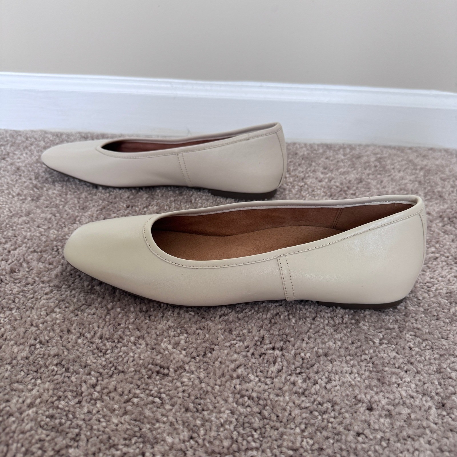 Vionic Orinda Square Toe Ballet Flats Cream Leather Orthotic Shoes Womens 10 N
