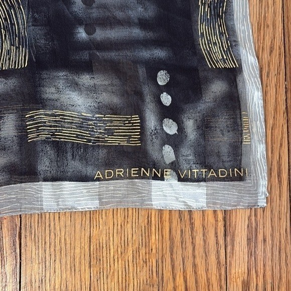 Adrienne Vittadini Scarf Black Grey White Gold Metallic Abstract Print Rectangle