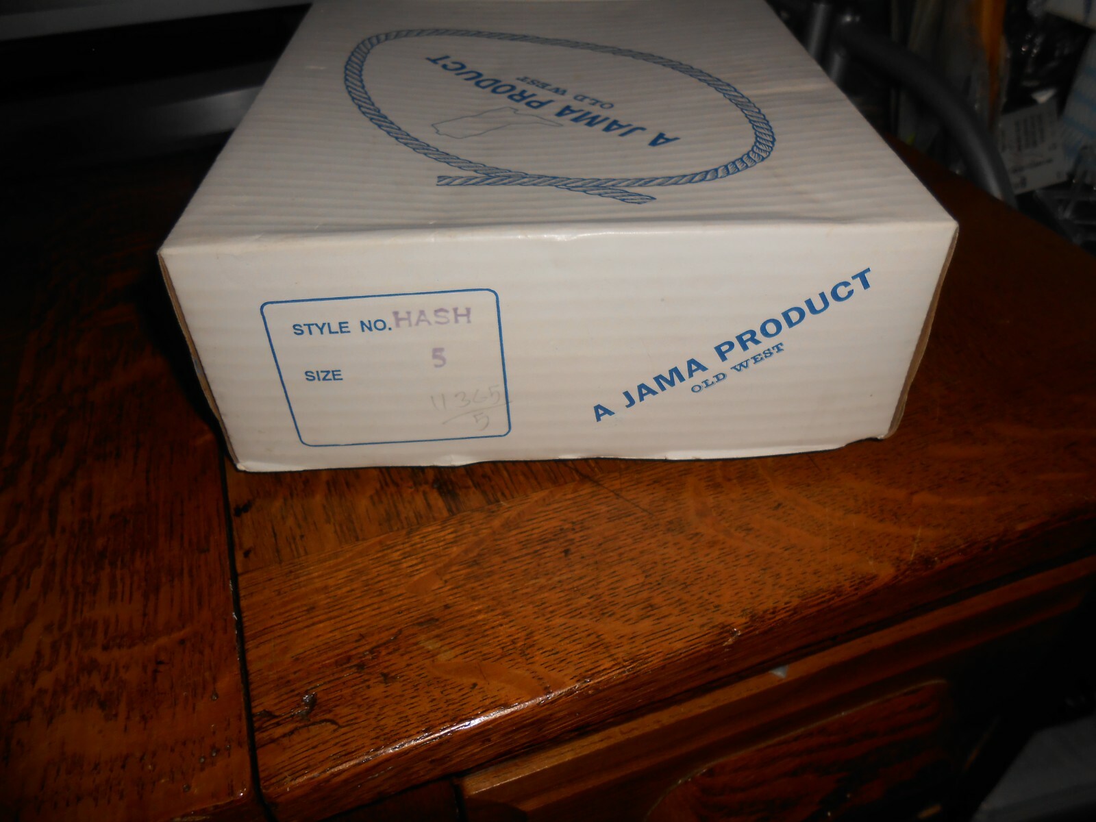 RARE A JAMA PRODUCT OLD WEST KIDS COWBOY BOOTS SIZE 5 BRAND NEW FREE SHIPPING!