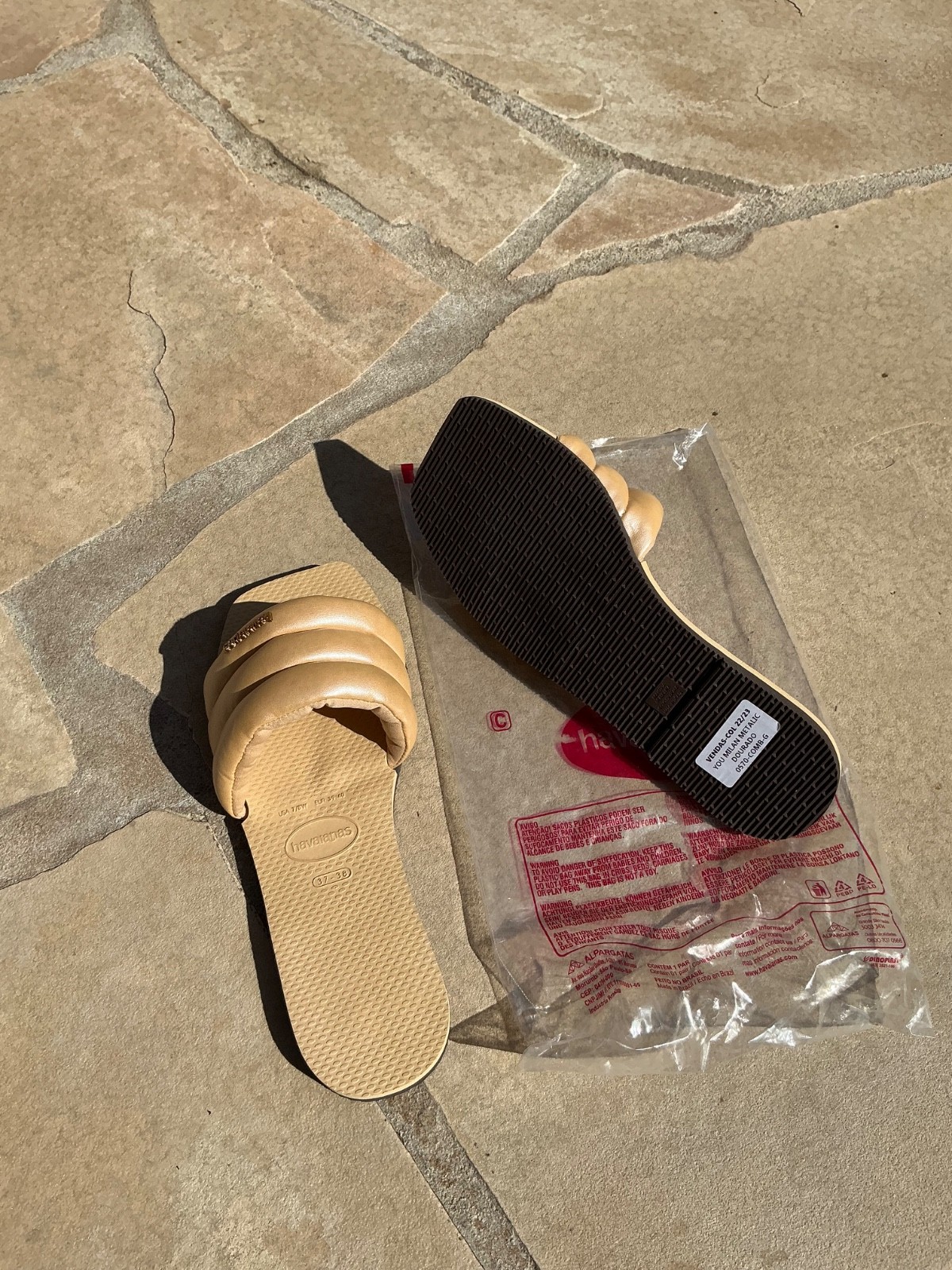 Havaianas you Milan Slides in four different colors W7/8 NEW