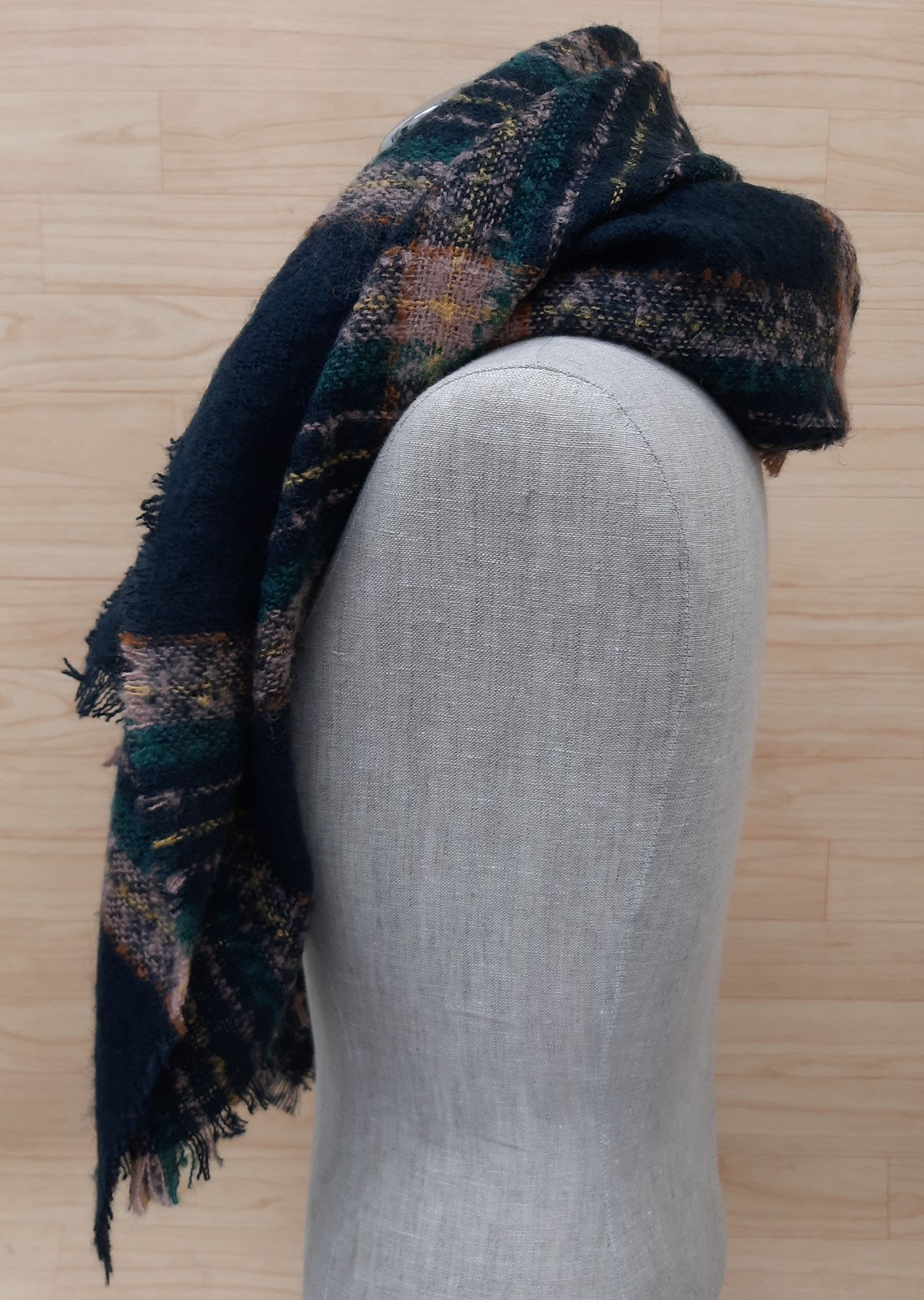 J. Jill Womens Scarf Navy Multicolor Plaid Rectangular O/S 251791 CUE1SZ 2210