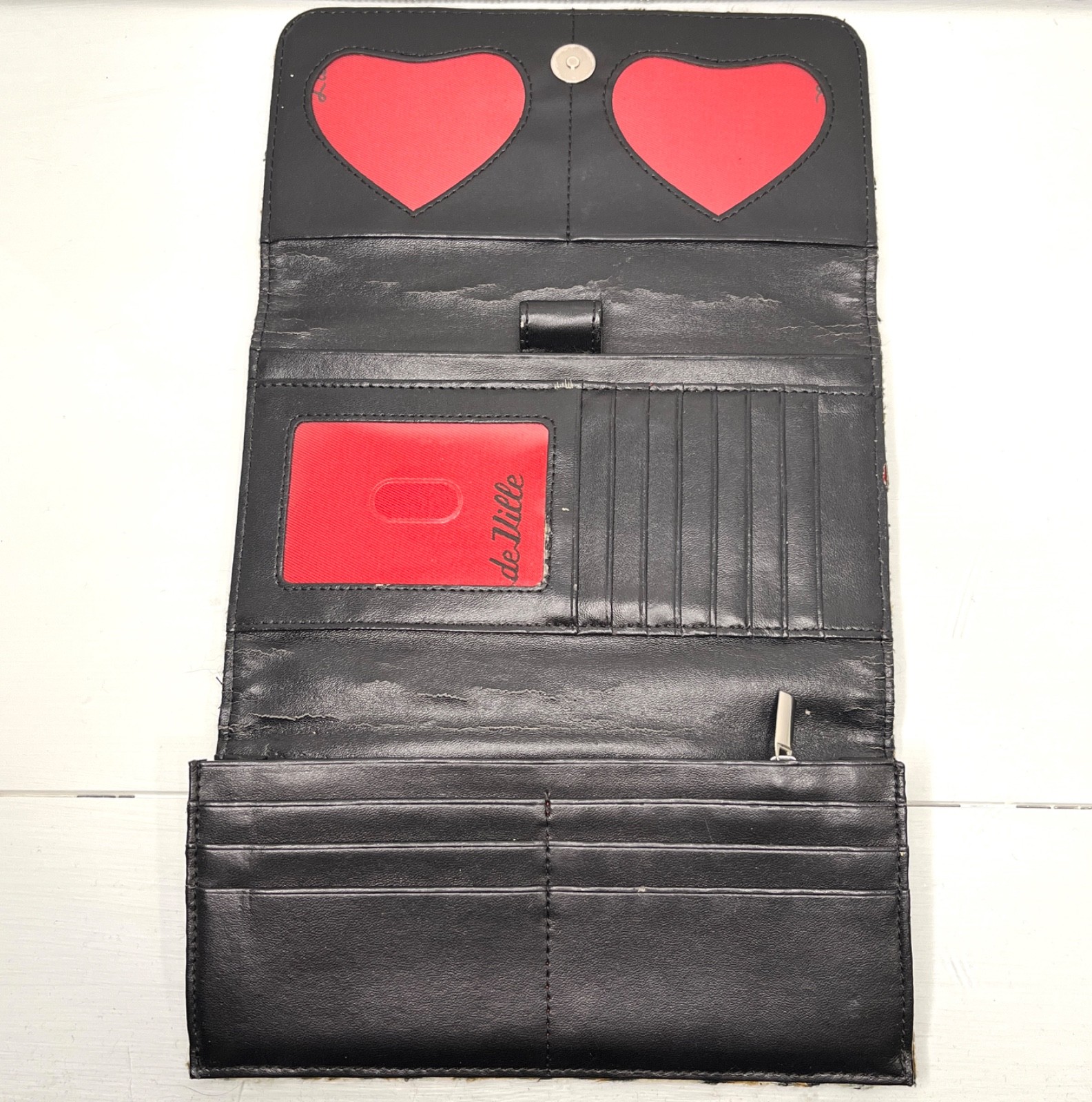 Pre-owned Lux de Ville Leopard Print Trifold Flap Wallet w/ Heart ID Window