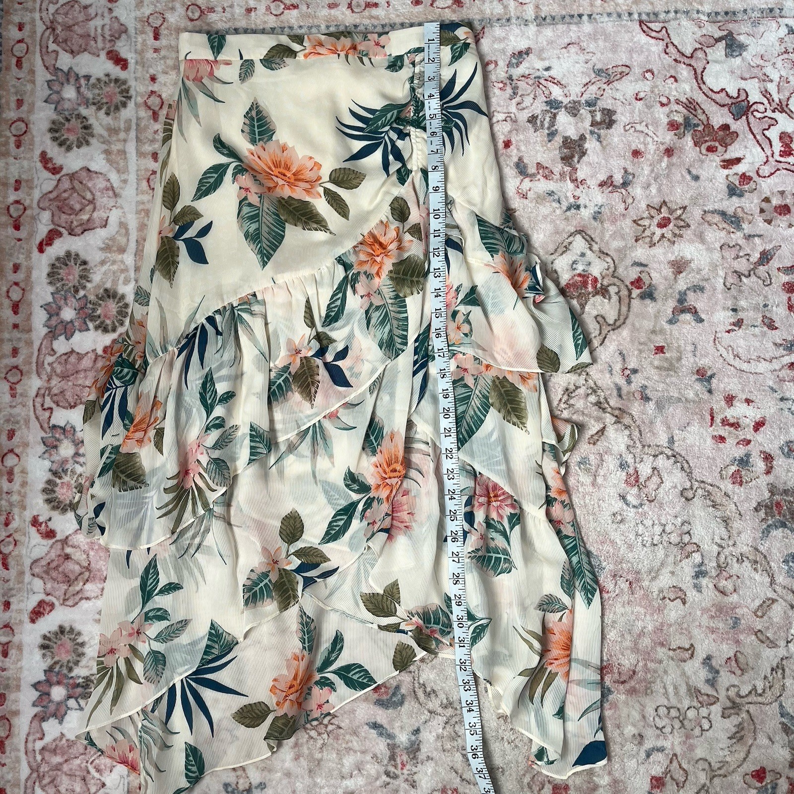 Guess Maritza Floral Tropical Print Asymmetrical Hem Ruffle Skirt sz Medium