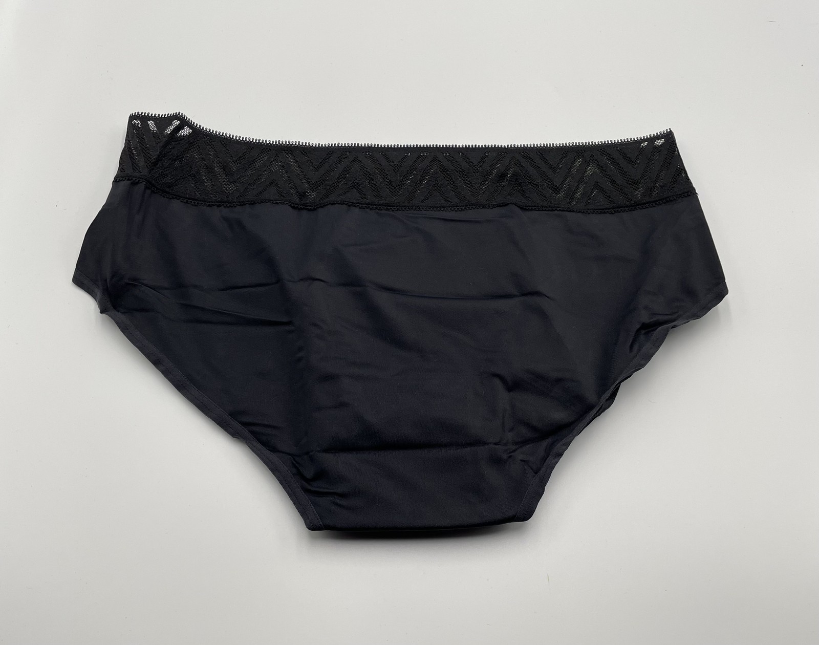 3- THINX Hiphugger Period Proof Panties Women’s Black Medium M Leak Resistant