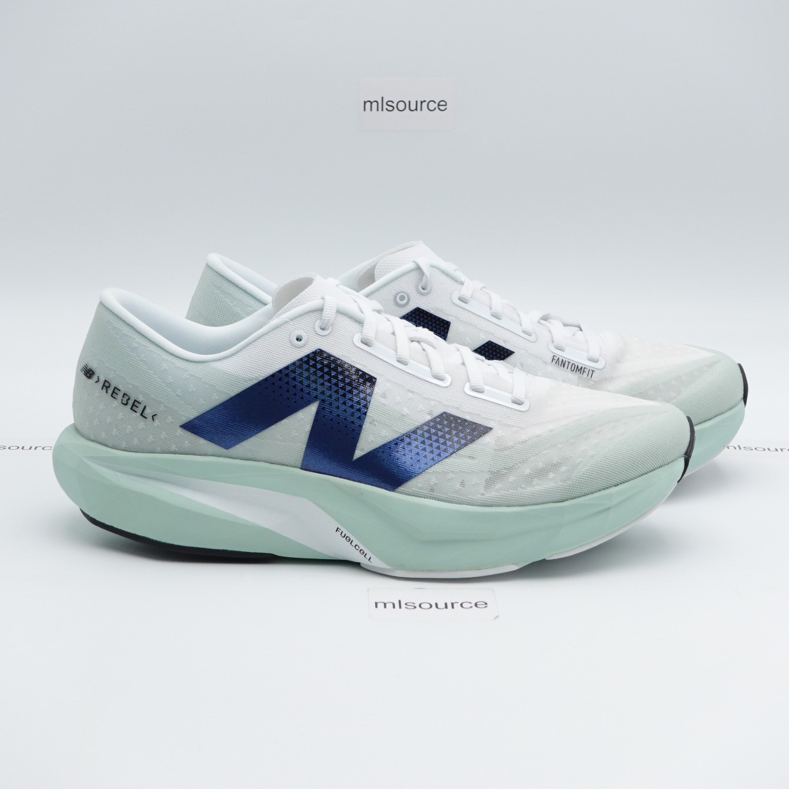 Size 11 WIDE 2E Men’s New Balance FuelCell Rebel v4 Running Shoes MFCXCE4